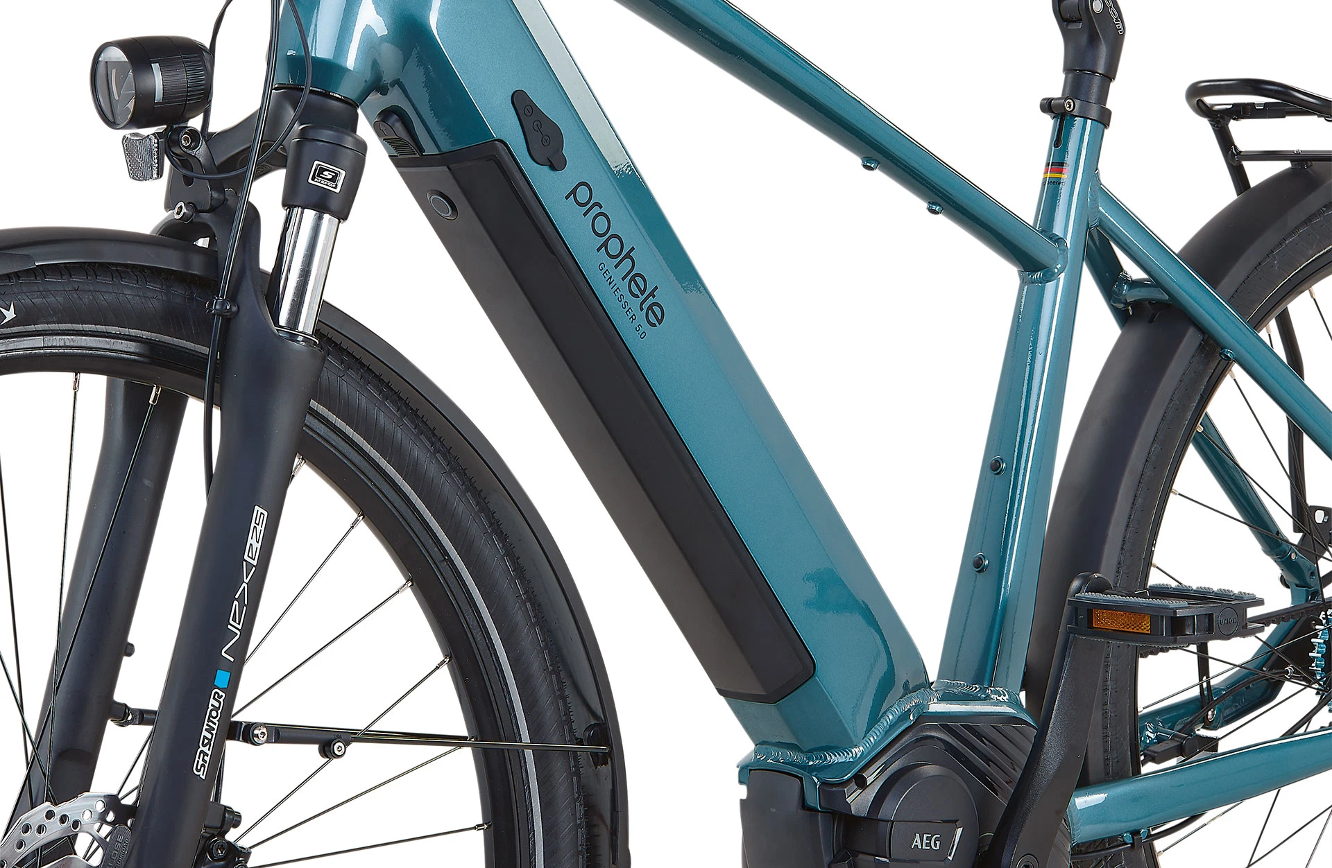 Geniesser 5.0 blau City E-Bike - Detailansicht Akku auf weißem Grund