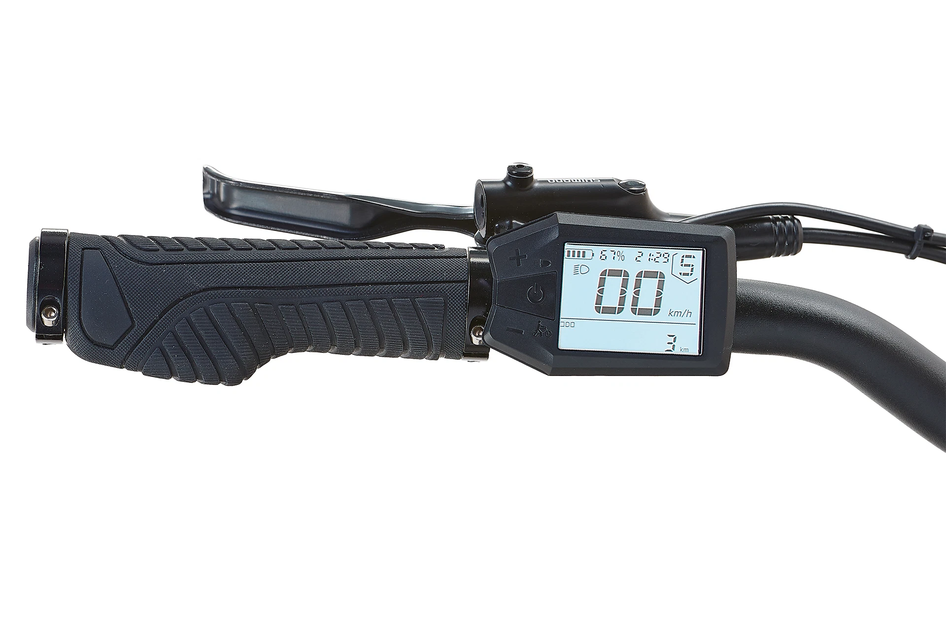 Bildausschnitt linker Lenkergriff (geschraubt) mit Shimano Bremshebel und LCD-Display mit Bedieneinheit vor weißem Hintergrund