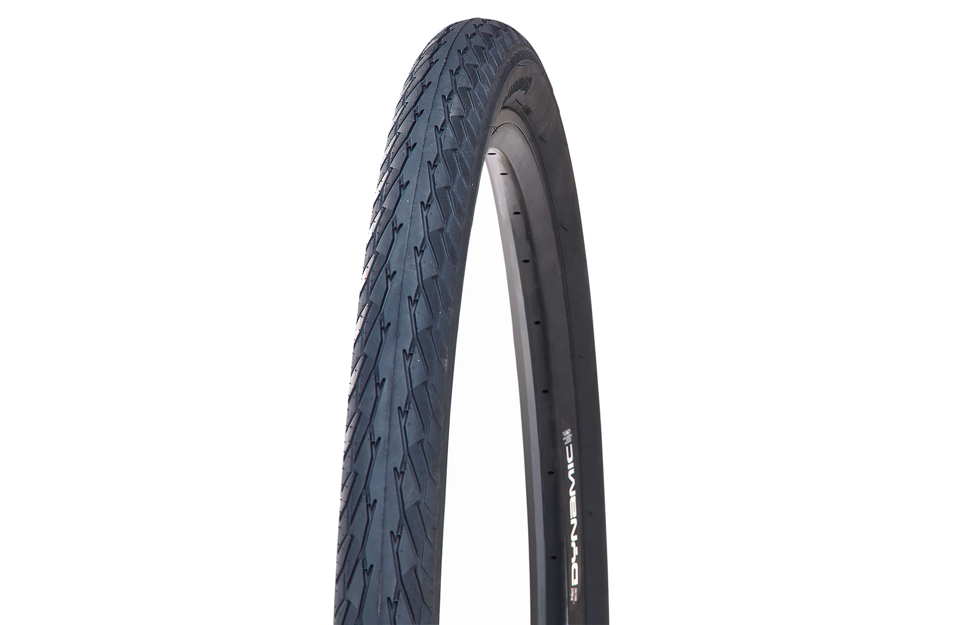 Reifen - diagonale Ansicht auf weißem Grund