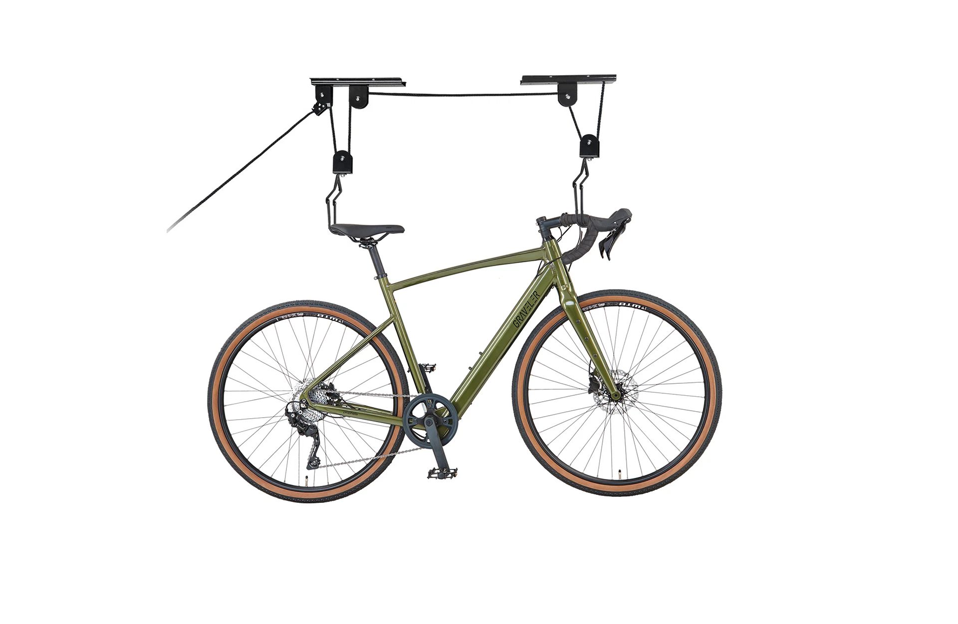 E-Bike Lift mit grünem Gravelbike - Ansicht von vorne auf weißem Grund