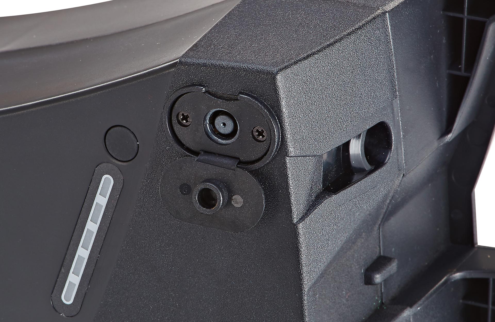 AEG Side Click Akku Ladeanschluss - Detailansicht