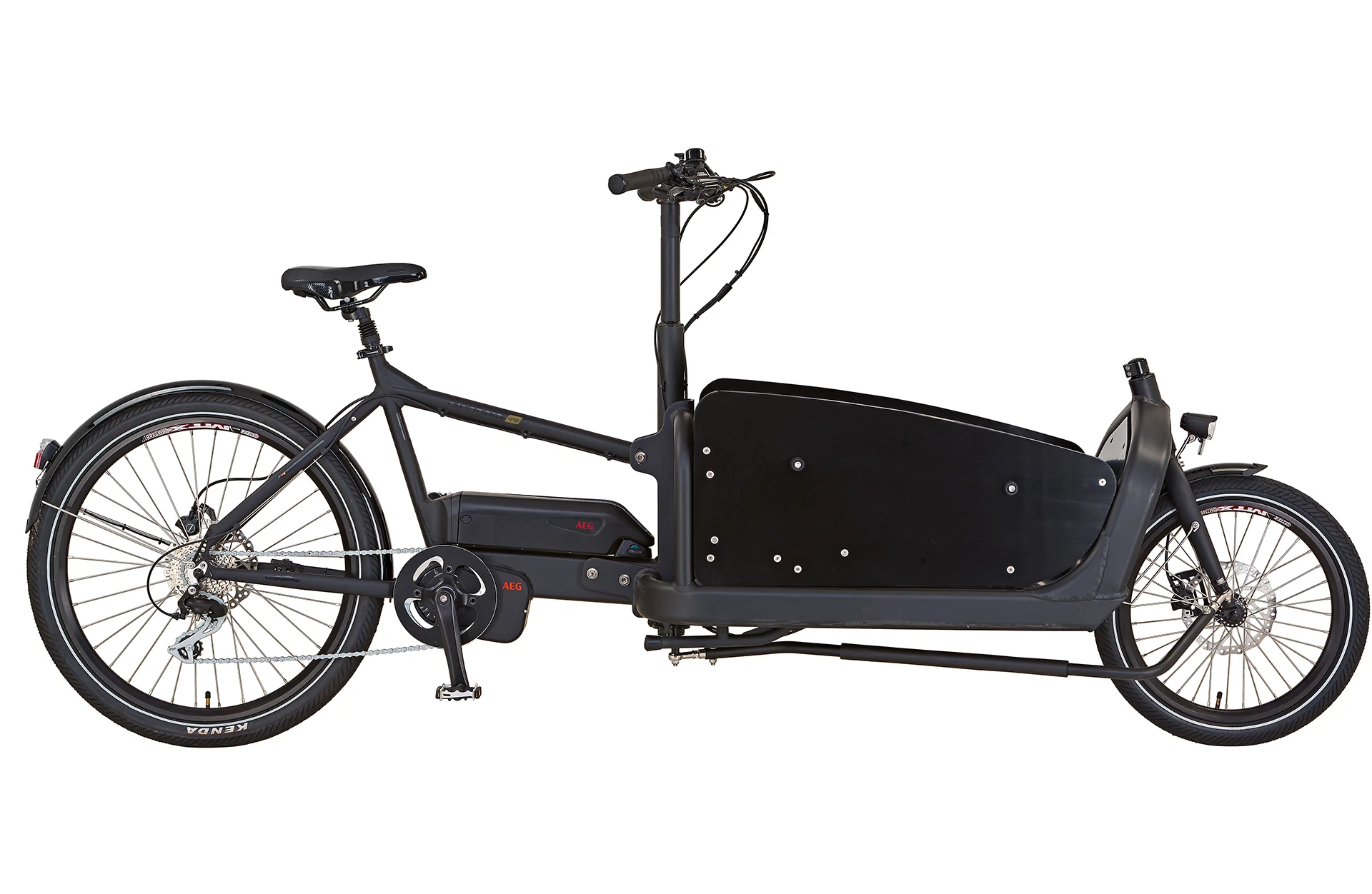 Vollansicht seitlich Prophete Cargo E-Bike mit Frontloader Box und AEG Mittelmotor vor weißem Hintergrund