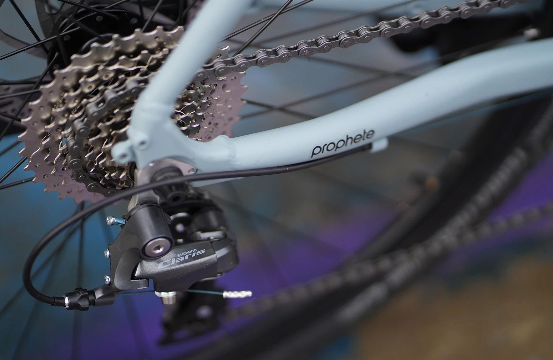 Bildausschnitt Detailanischt Schaltgruppe von Shimano Claris schräg von oben fotografiert