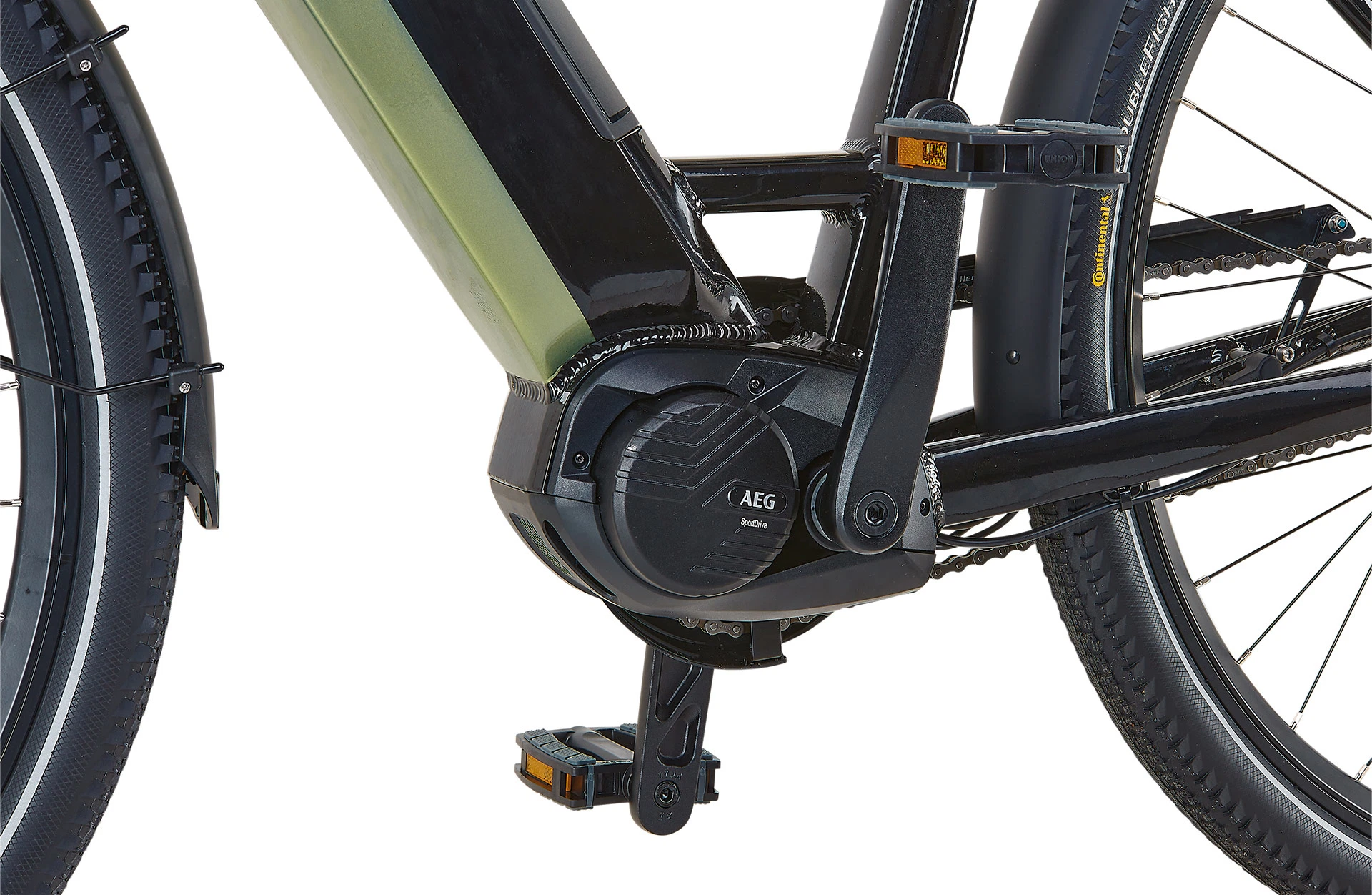 Geniesser 6.0 schwarz/grün City E-Bike - Detailansicht Motor auf weißem Grund