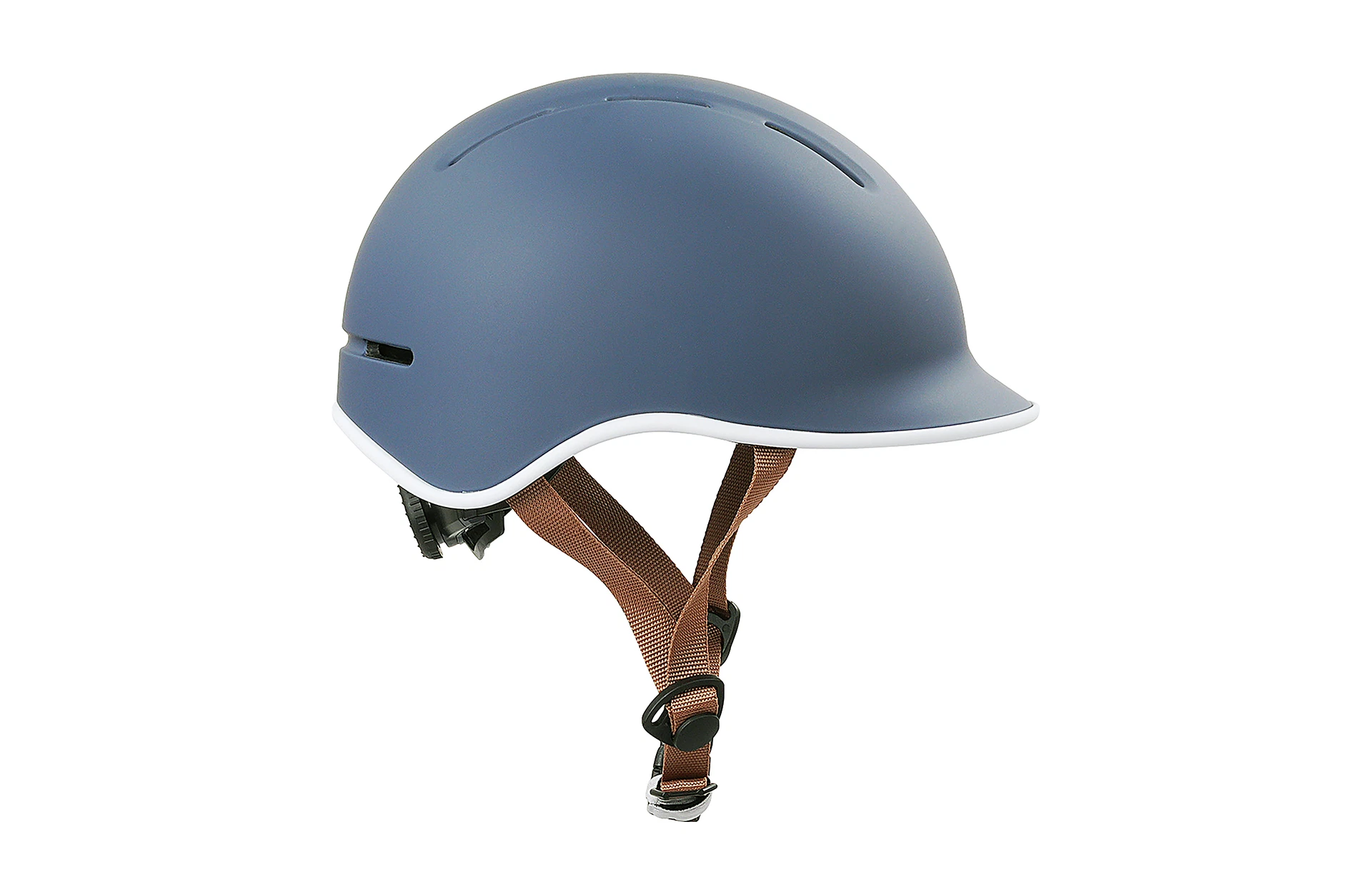 Fahrradhelm blau mit braunem Gurt - seitliche Ansicht auf weißem Grund