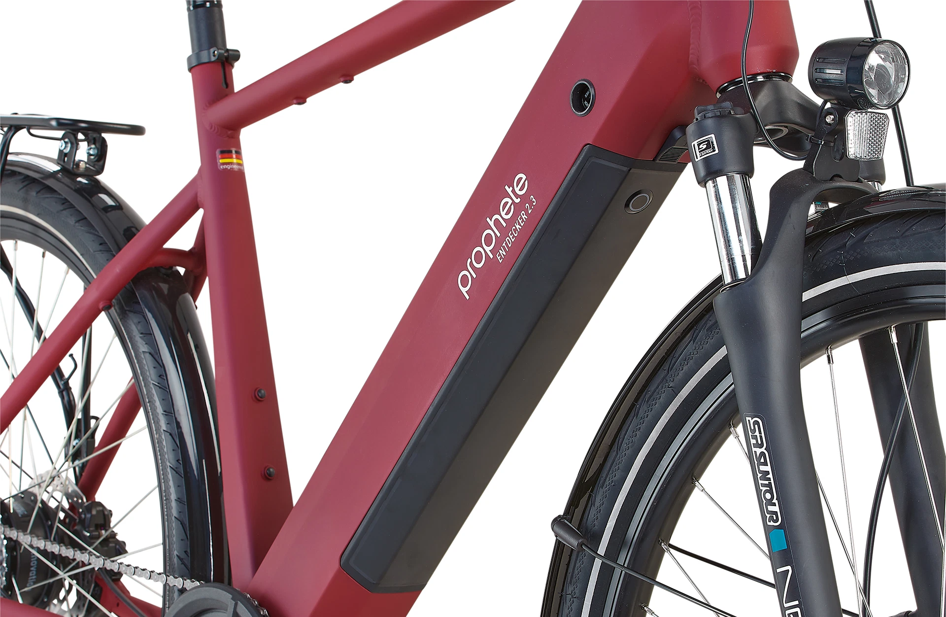 Bildausschnitt Detailansicht vollintegrierter Akku im Unterrohr mit Prophete Logo auf der Seite vor weißem Hintergrund