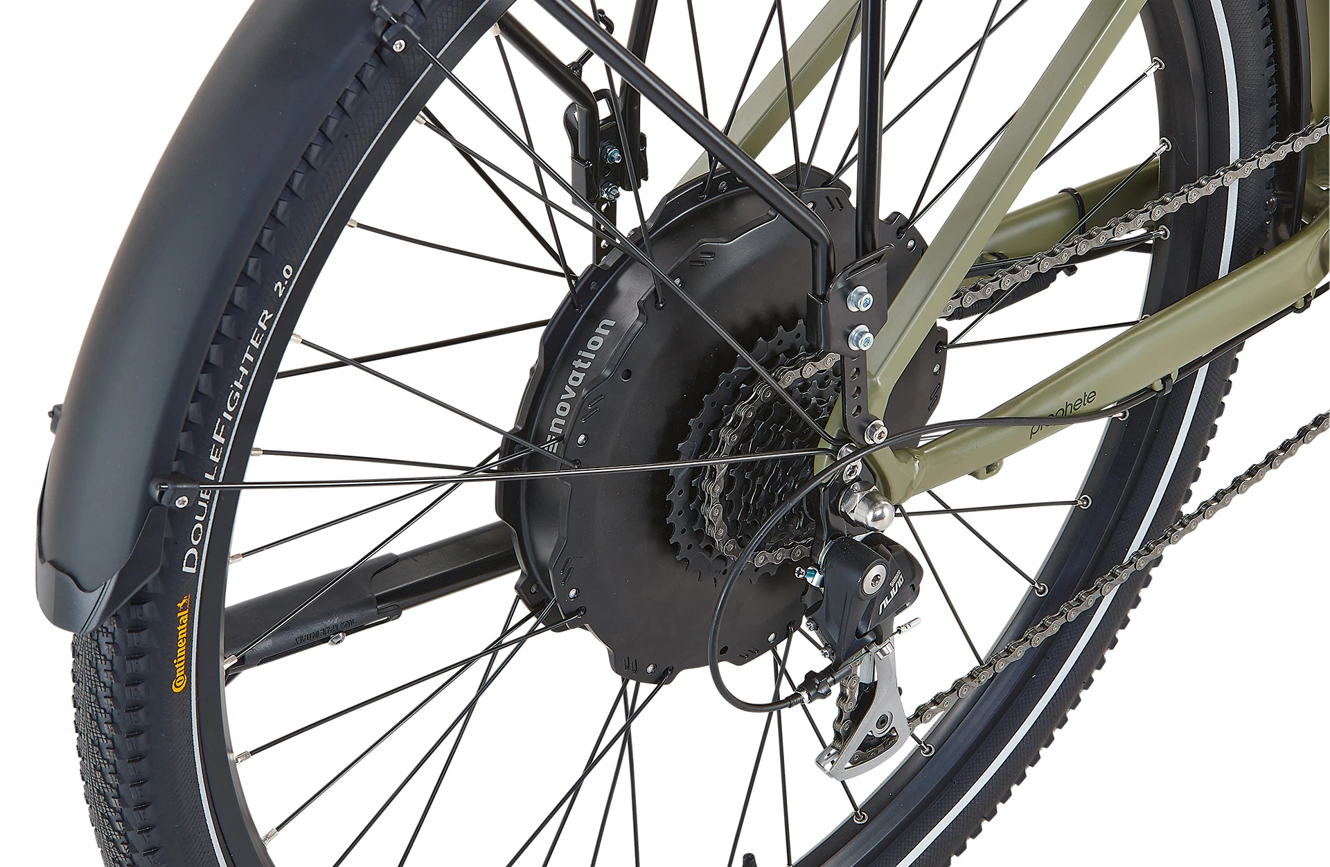 Bildausschnitt Hinterrad mit Heckmotor, Shimano Kettenschaltung und Continental DoubleFighter 2.0 Reifen vor weißem Hintergrund