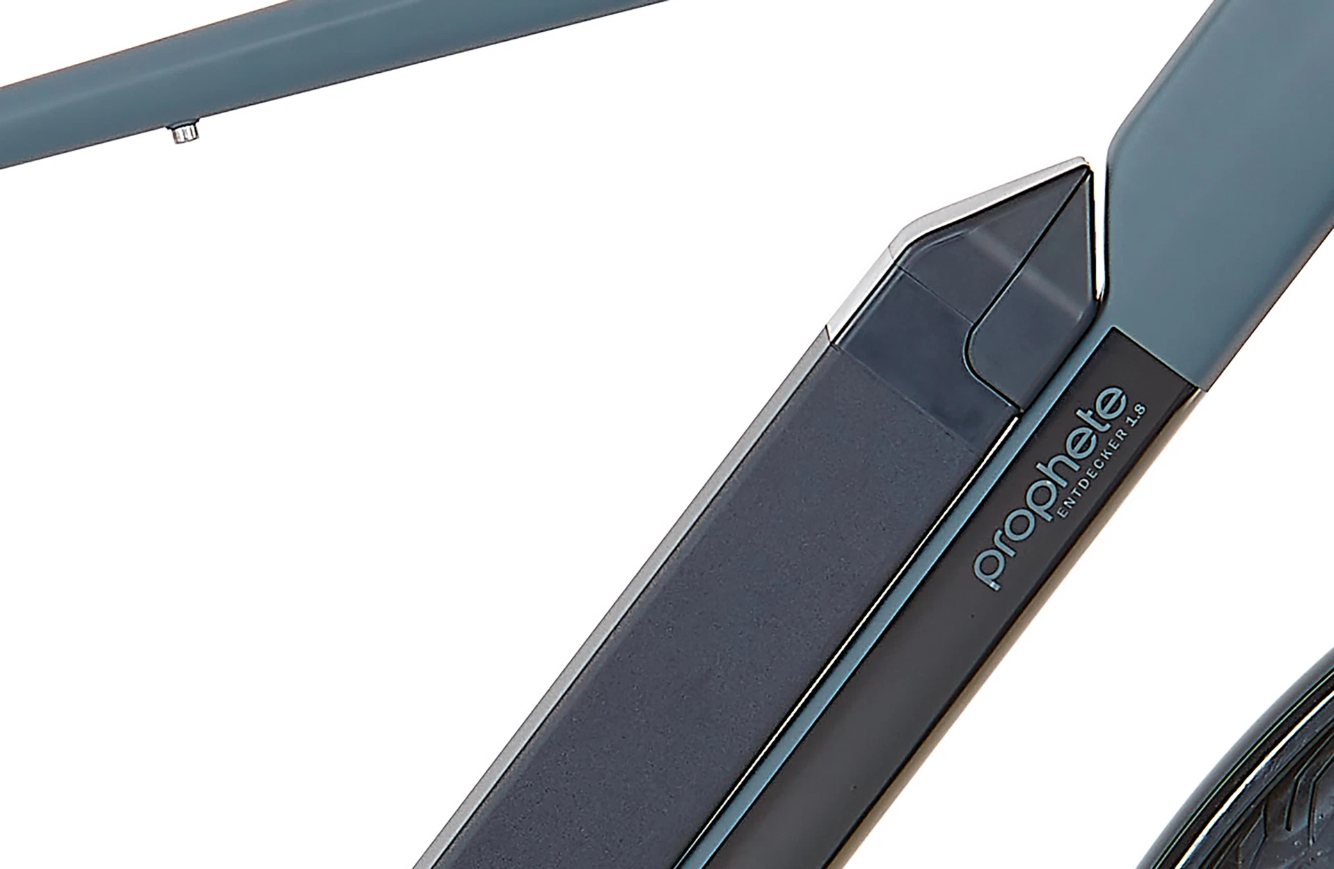 Bildausschnitt Detailansicht Akku am Unterrohr vor weißem Hintergrund