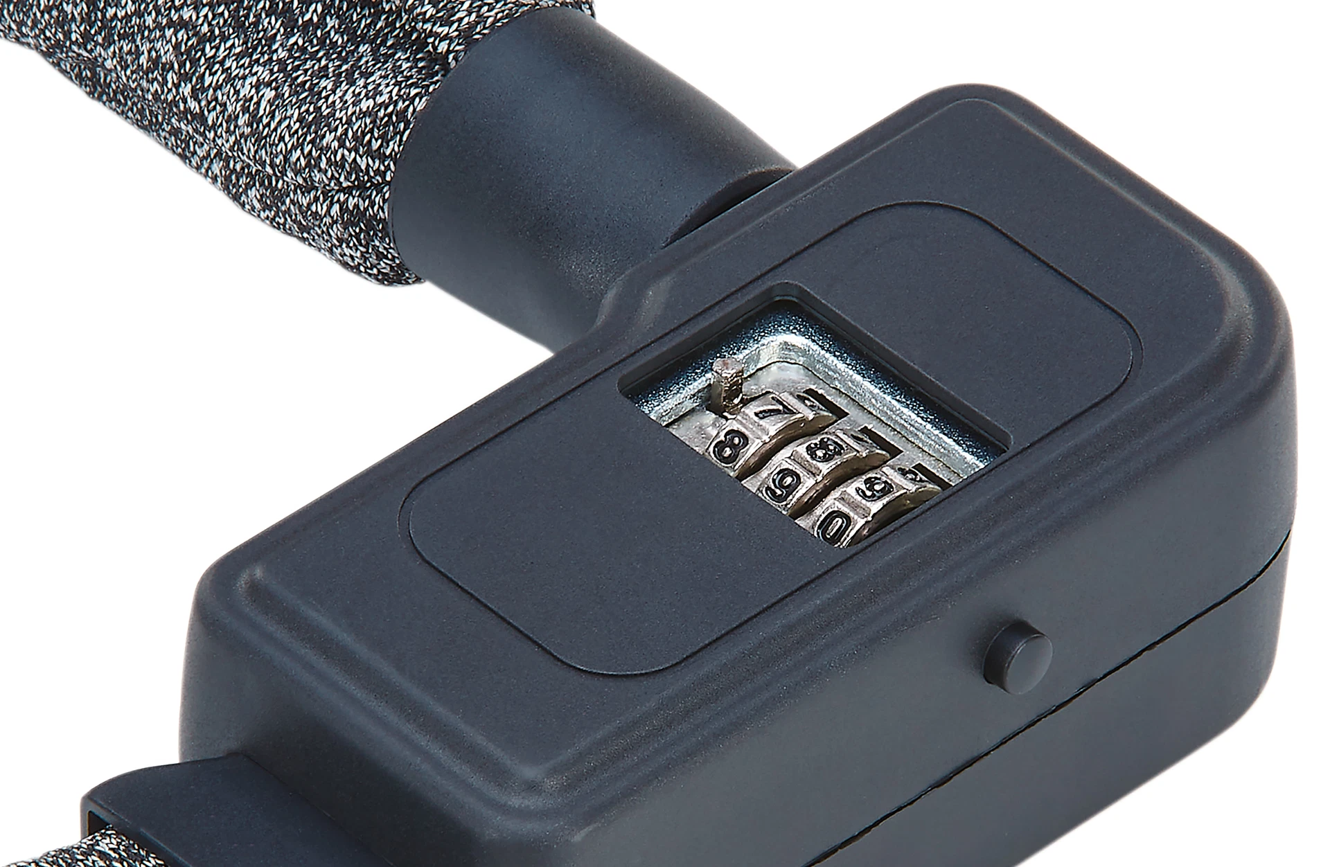 Kettenschloss Zahlenschloss - Detailansicht auf weißem Grund